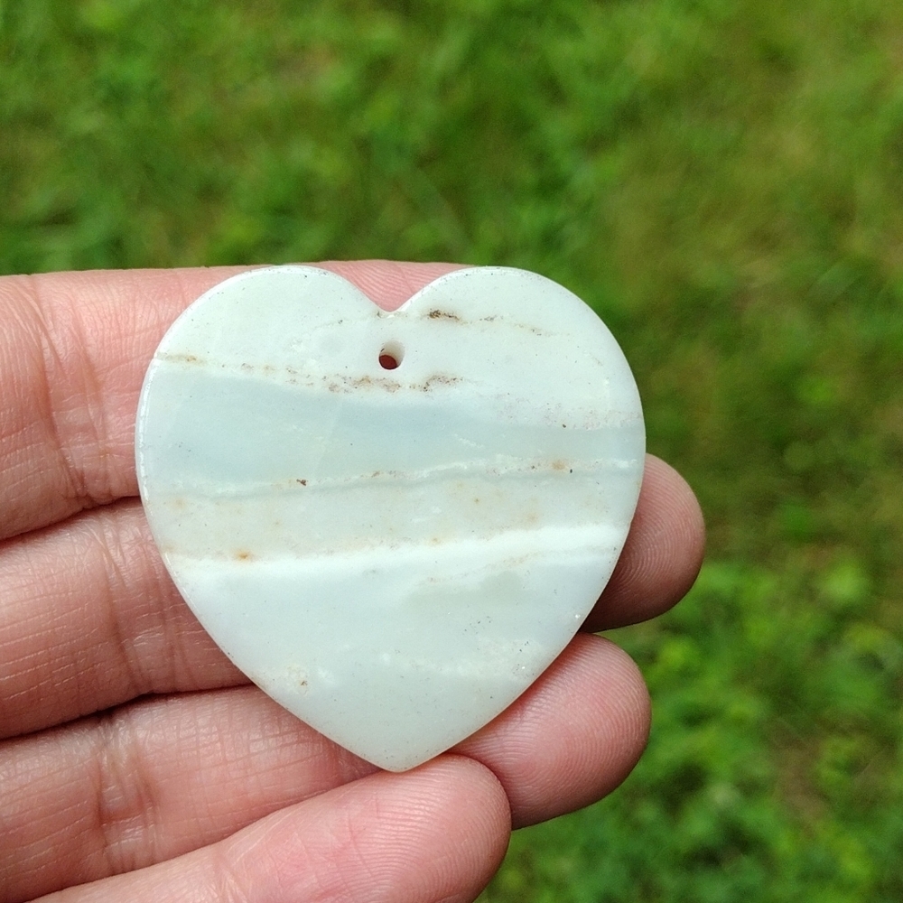 Caribbean Calcite Heart Pendant Gemstone - Picture 2 of 2
